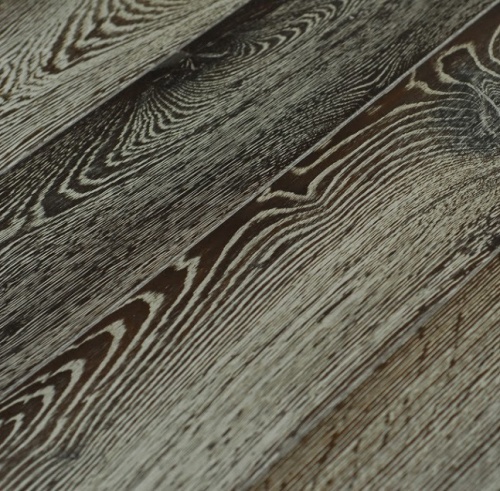 ����� ��������� Tilo ��� ����� ������� 1037