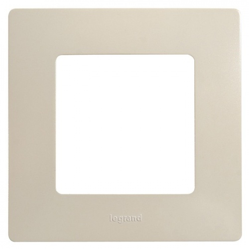   Legrand Etika 672511  