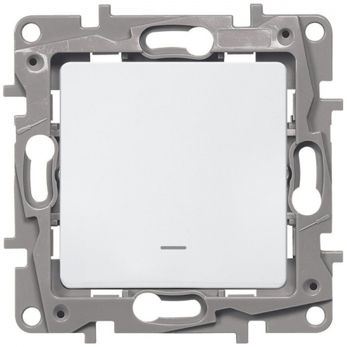  Legrand Etika 672215    